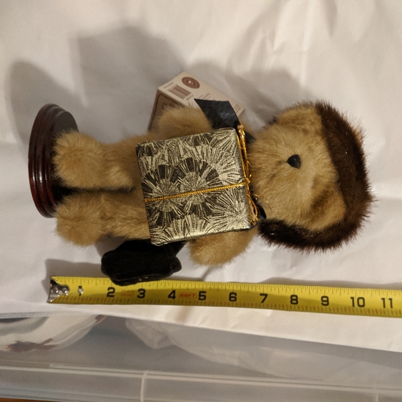 Boyd's Bear Born to Shop Bear with Stand - Picture 3 of 7